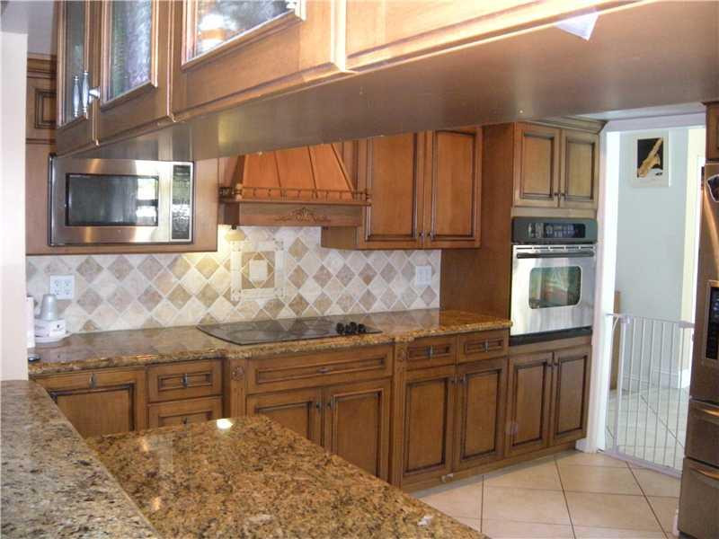 11355 Little Bear Way Boca Raton, FL 33428 - Photo 3 of 22 Kitchen