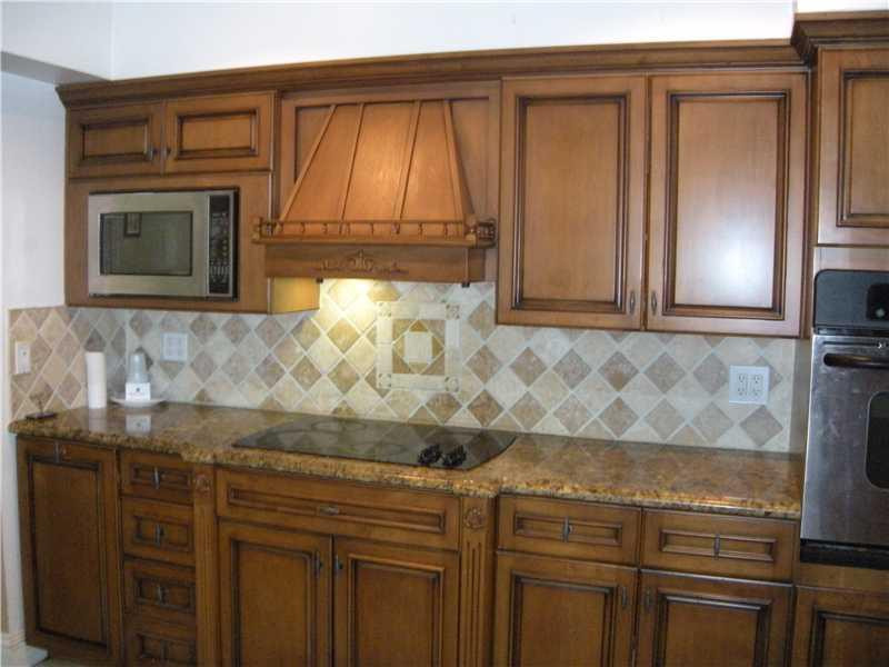 11355 Little Bear Way Boca Raton, FL 33428 - Photo 4 of 22 Kitchen