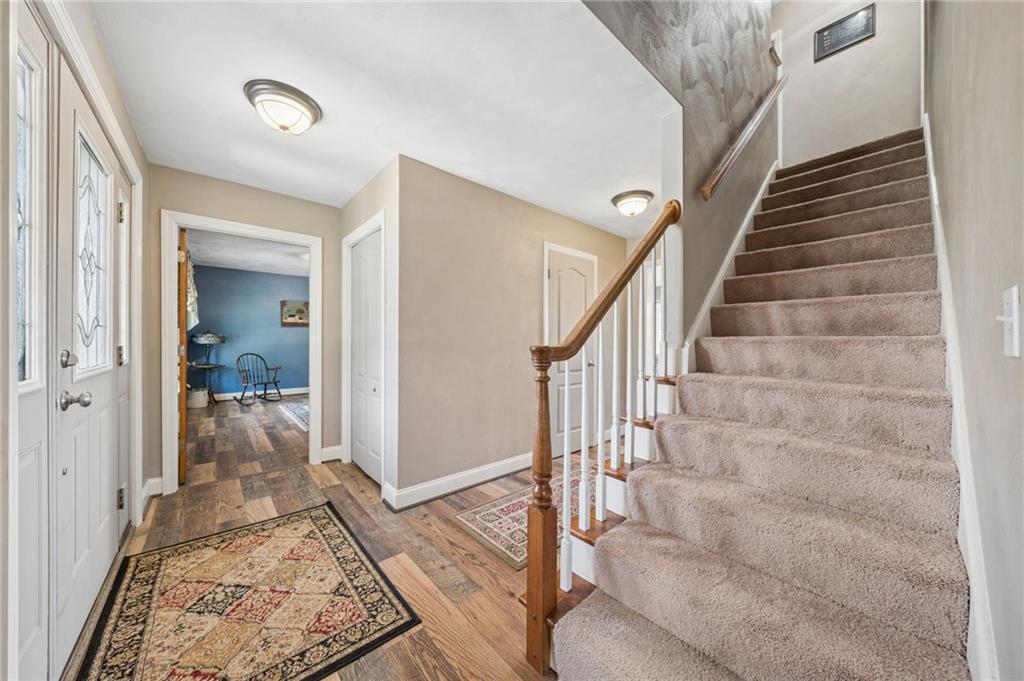 670 Meadowbrook Road Level Green, PA 15085 - Photo 3 of 38