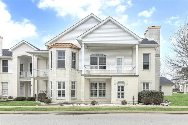 $370,000 | 216 Adams Pointe Boulevard, Unit 8, Mars, PA 16046