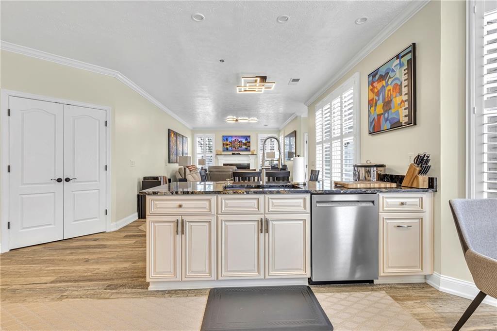 216 Adams Pointe Boulevard, Unit 8 Mars, PA 16046 - Photo 12 of 33