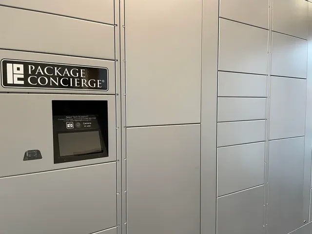 $1,983 | 409 Elm Street, Unit 502, Manchester, NH 03101