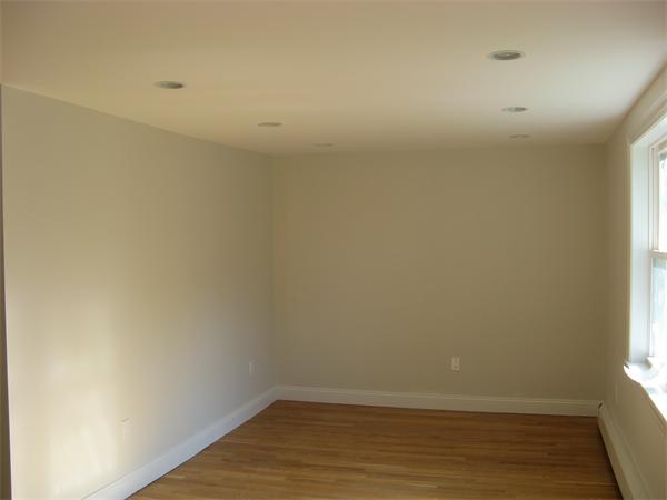 77 Upland Road Waltham, MA 02451 - Photo 8 of 10 Gallery Image 8