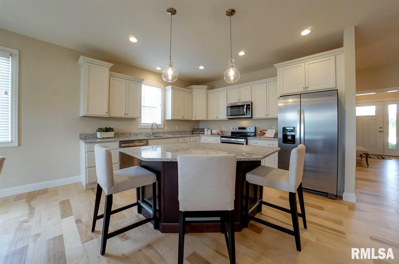 3956 Cornerstone Circle Springfield, IL 62711 - Photo 21 of 33