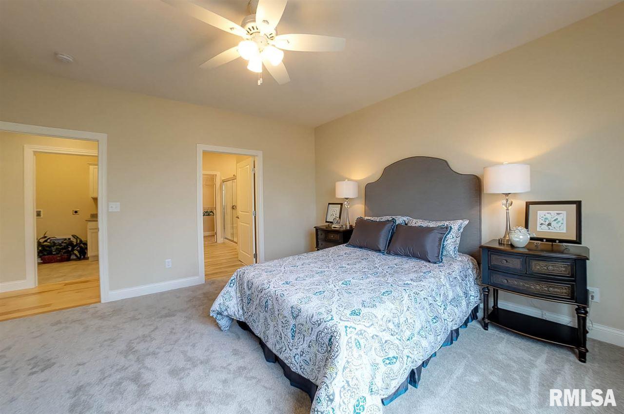 3956 Cornerstone Circle Springfield, IL 62711 - Photo 25 of 33
