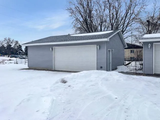 $209,900 | 120 South Irving Avenue, Rush City, MN 55069