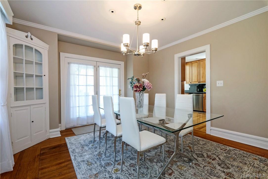107 Lee Road Scarsdale, NY 10583 - Photo 5 of 31 Dining Room