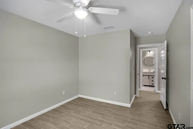 $217,500 | 234 Sabinal Street, Bullard, TX 75757