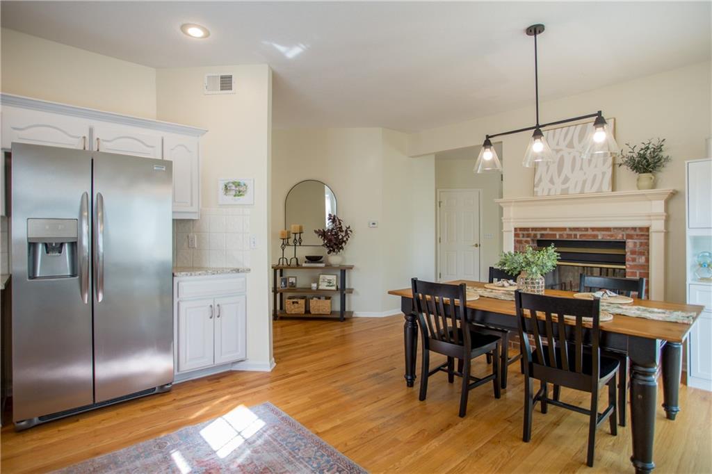 10803 West 132nd Terrace Overland Park, KS 66213 - Photo 15 of 44