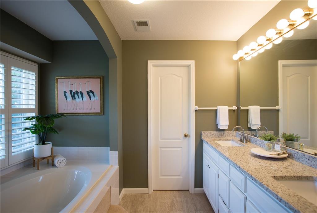 10803 West 132nd Terrace Overland Park, KS 66213 - Photo 24 of 44