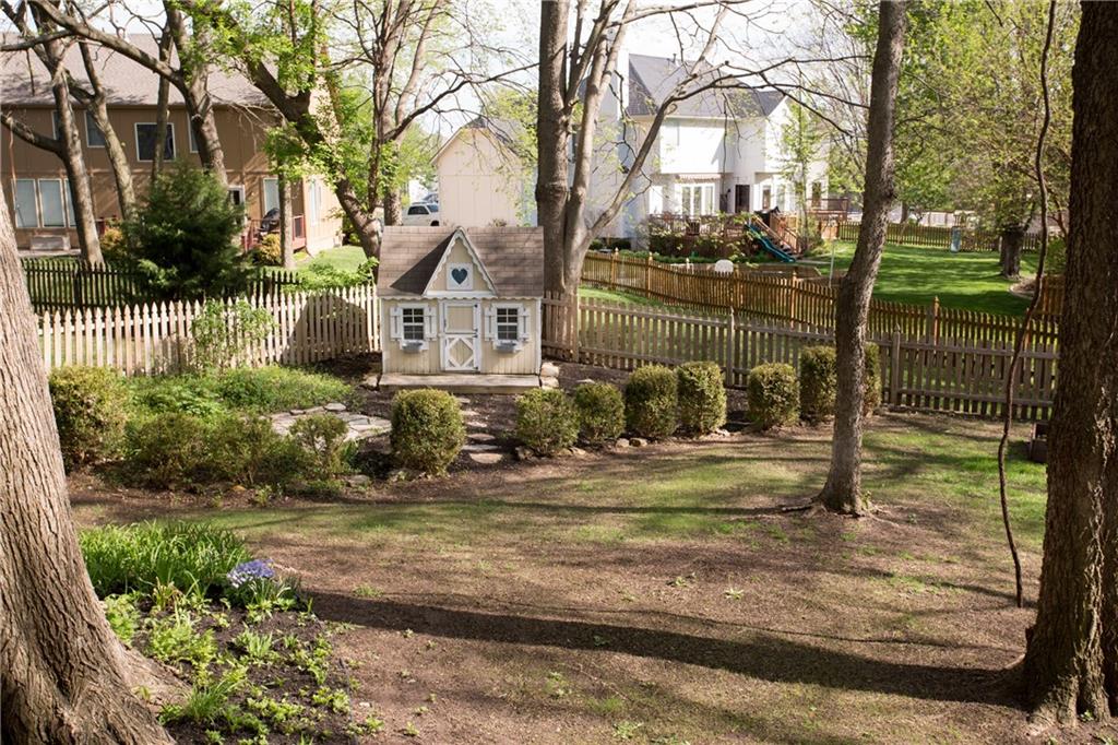 10803 West 132nd Terrace Overland Park, KS 66213 - Photo 39 of 44