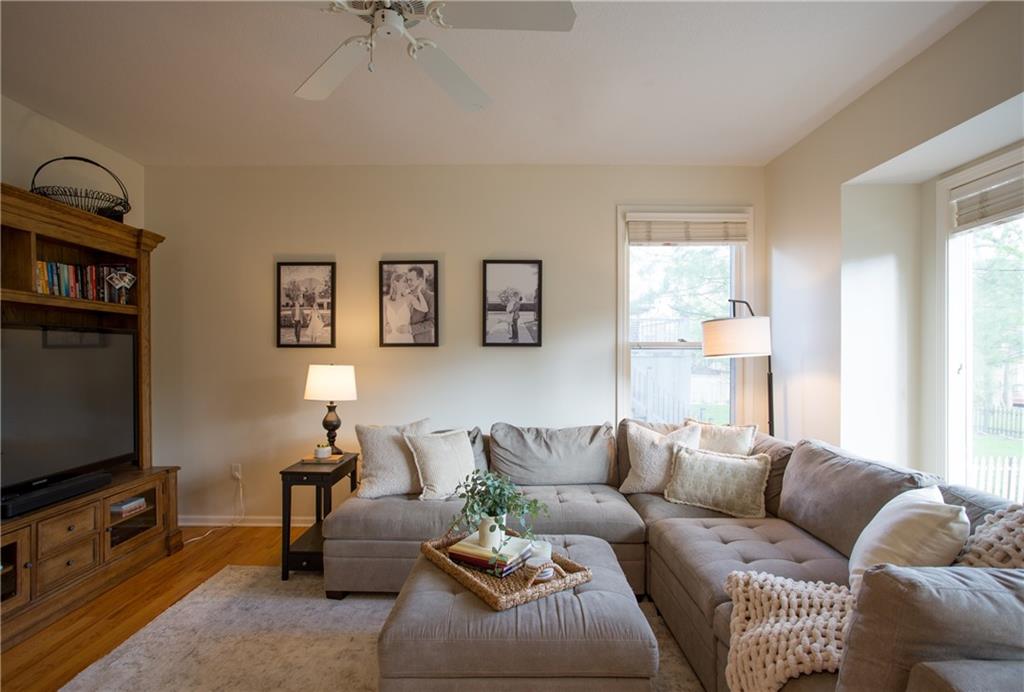 10803 West 132nd Terrace Overland Park, KS 66213 - Photo 9 of 44