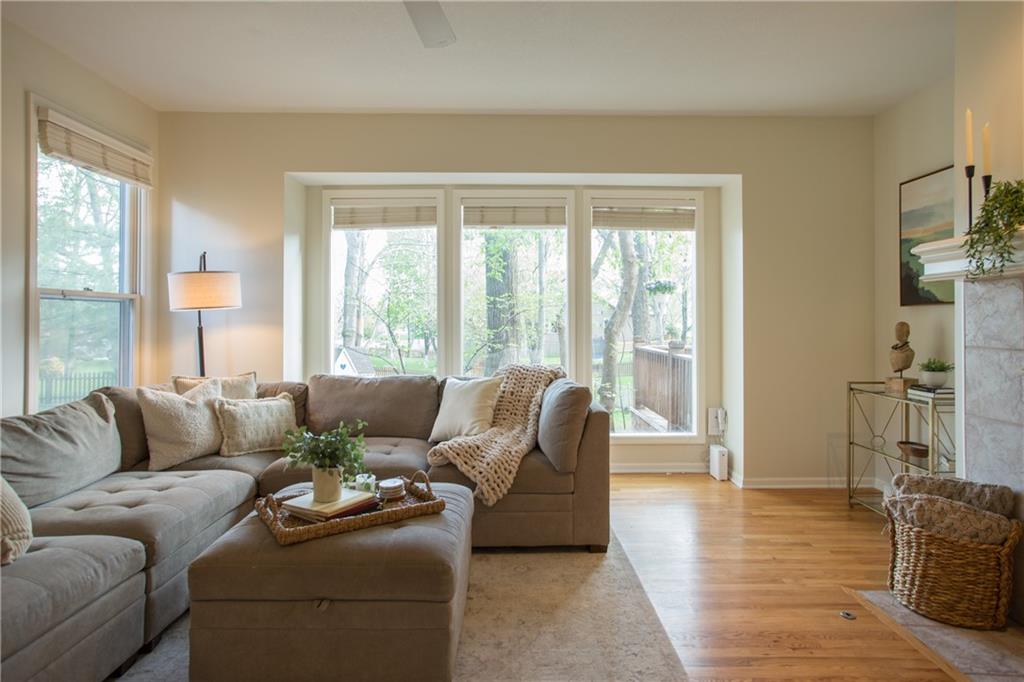 10803 West 132nd Terrace Overland Park, KS 66213 - Photo 10 of 44