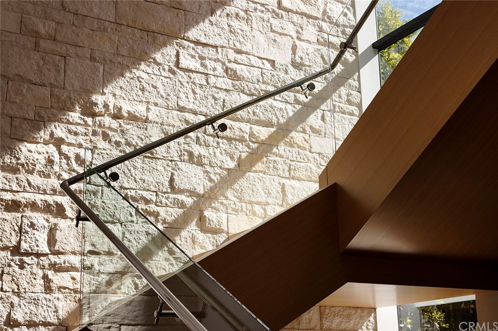 2914 Ocean Boulevard Corona del Mar, CA 92625 - Photo 24 of 60