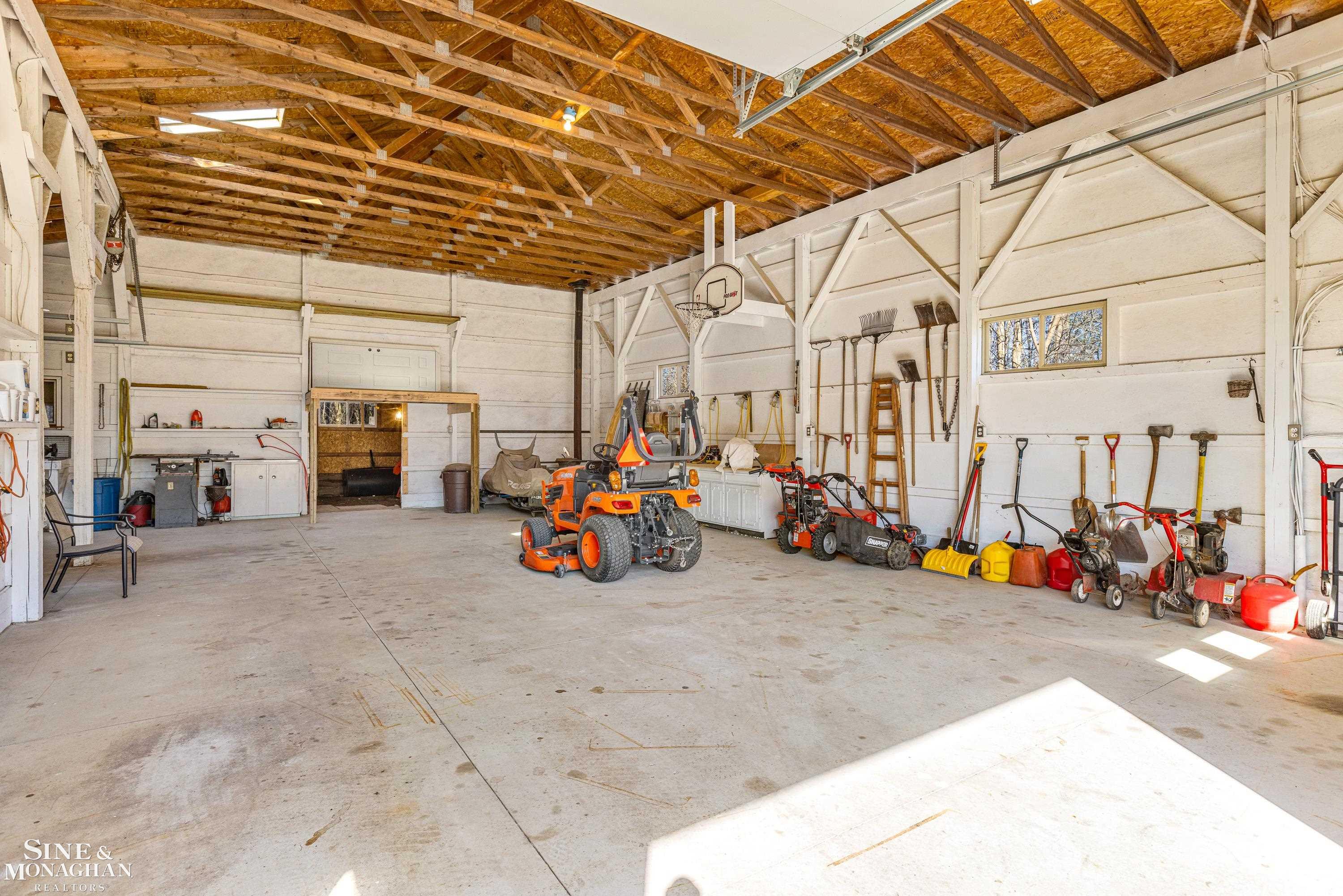 1820 Pug Road St. Clair, MI 48079 - Photo 39 of 59 50135659-31338820-ec95-4111-9849-aa109c8c3bf7.JPG