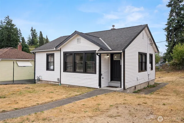 $357,777 | 3723 West D Street, Bremerton, WA 98312