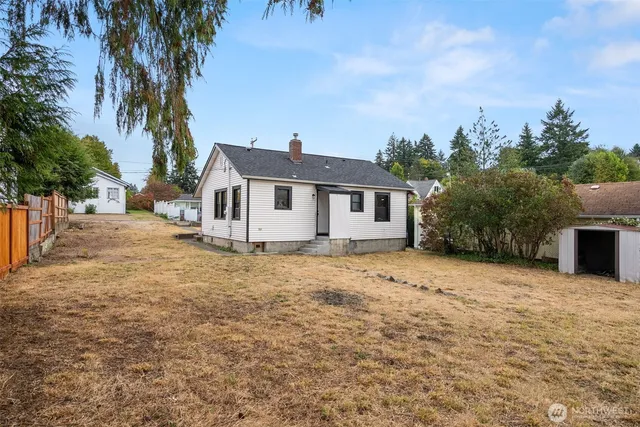 $357,777 | 3723 West D Street, Bremerton, WA 98312