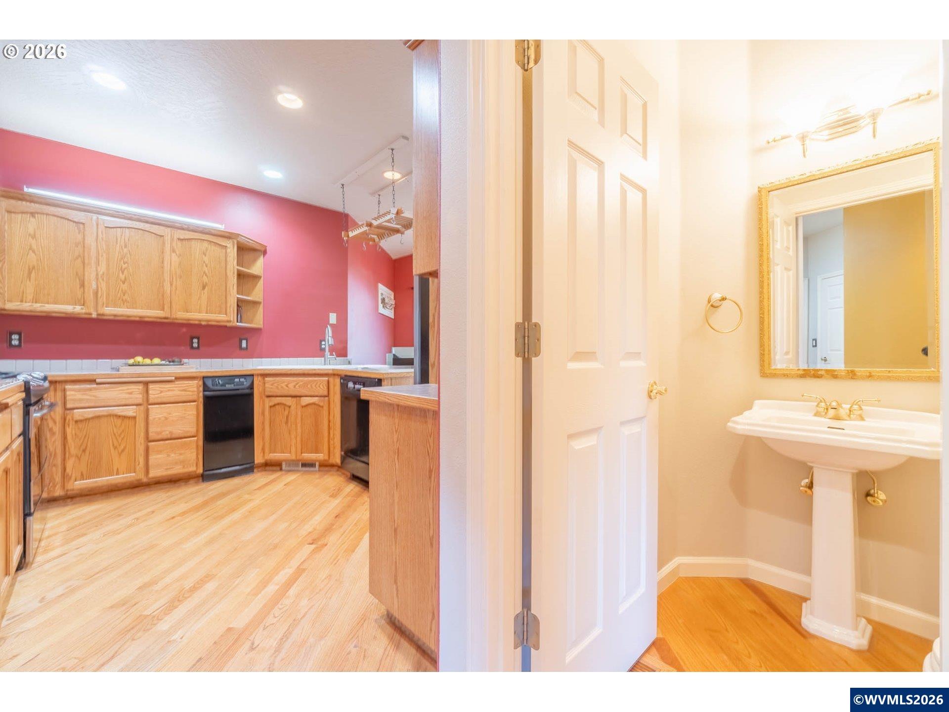 4366 Berry Lane Eugene, OR 97404 - Photo 17 of 42