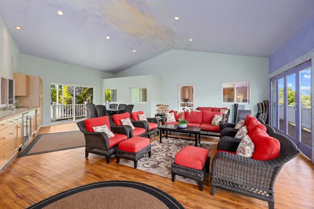 $1,849,000 | 71-1410 Puu Kamanu Lane, Kailua-Kona, HI 96740