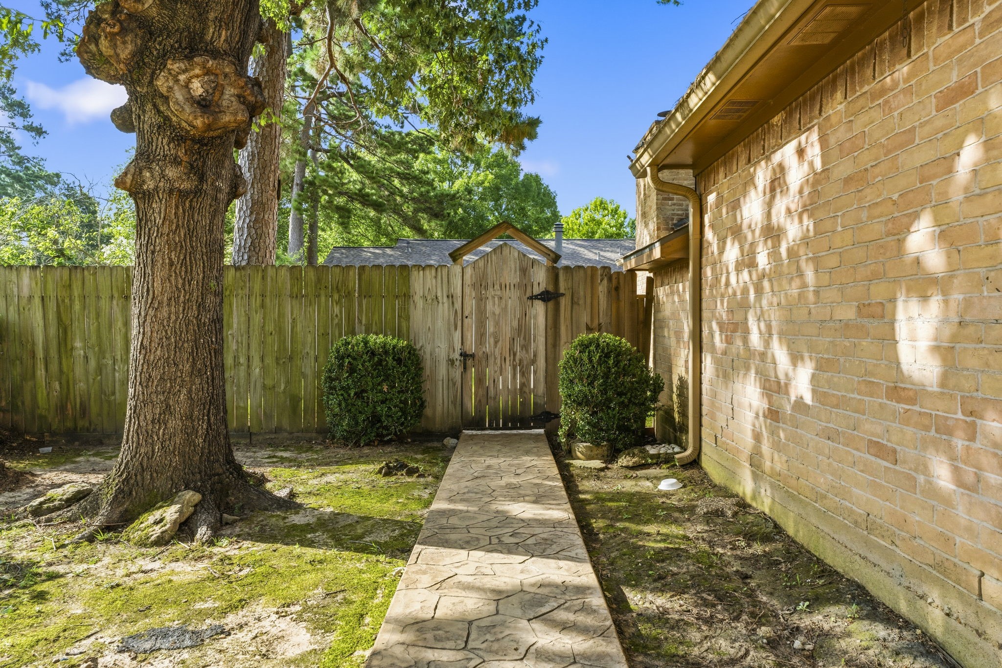 2718 Knollbrook Lane Spring, TX 77373 - Photo 40 of 48