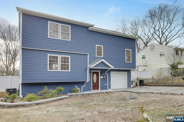 $5,500 | 1 Kinderkamack Road, Hillsdale, NJ 07642