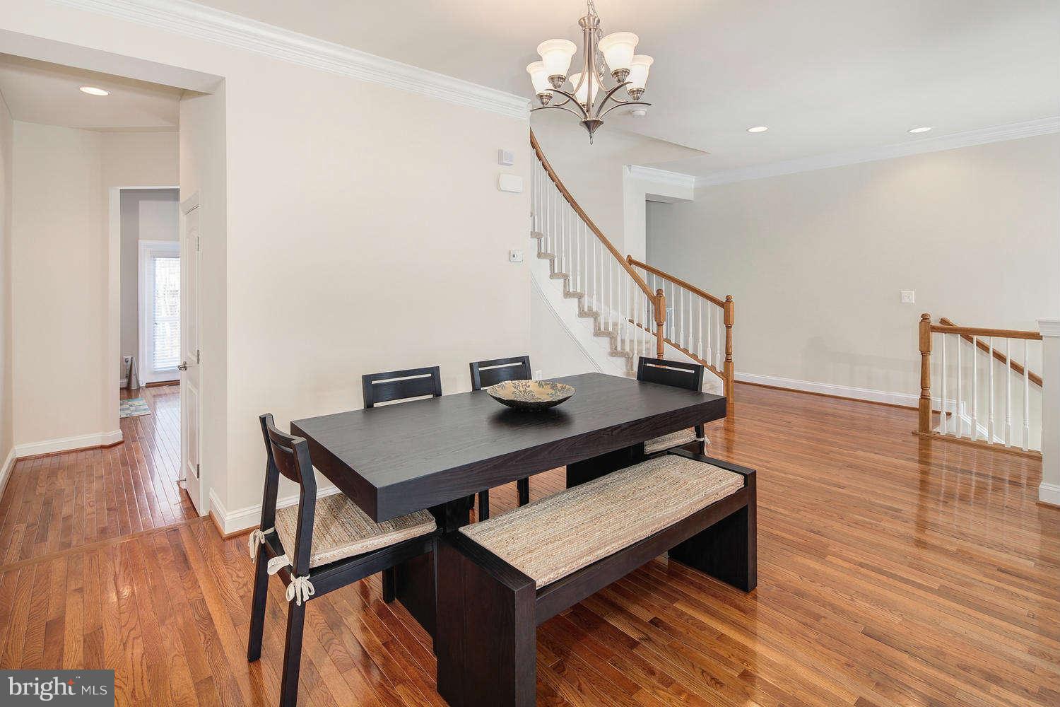 43314 Old Ryan Road Ashburn, VA 20148 - Photo 11 of 29 Dining Room