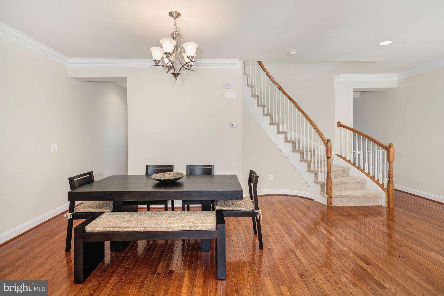 43314 Old Ryan Road Ashburn, VA 20148 - Photo 10 of 29 Dining Room