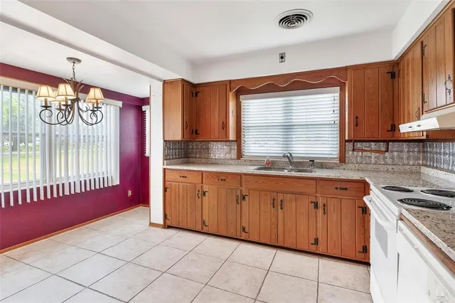 $285,000 | 726 South 9th Street, Leesburg, FL 34748