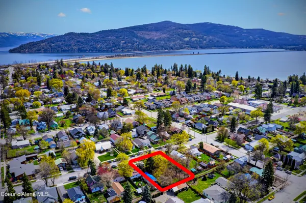 $470,000 | 326 Lavina Avenue, Sandpoint, ID 83864