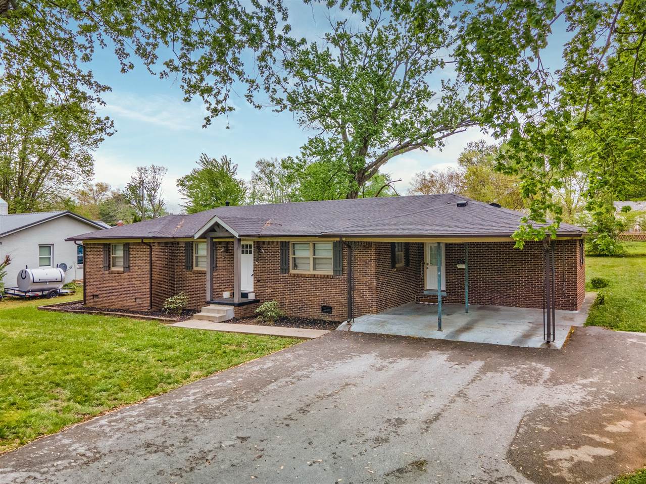 1007 Honeysuckle Lane Russellville, KY 42276 - Photo 32 of 35 Gallery Image 32