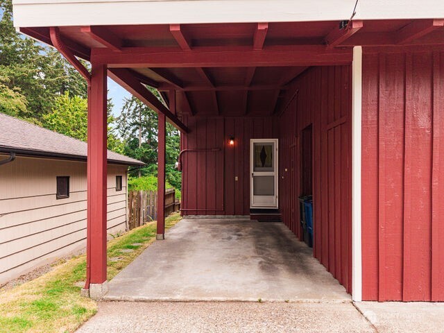 16632 15th Avenue Southwest Seattle, WA 98166 - Photo 4 of 37
