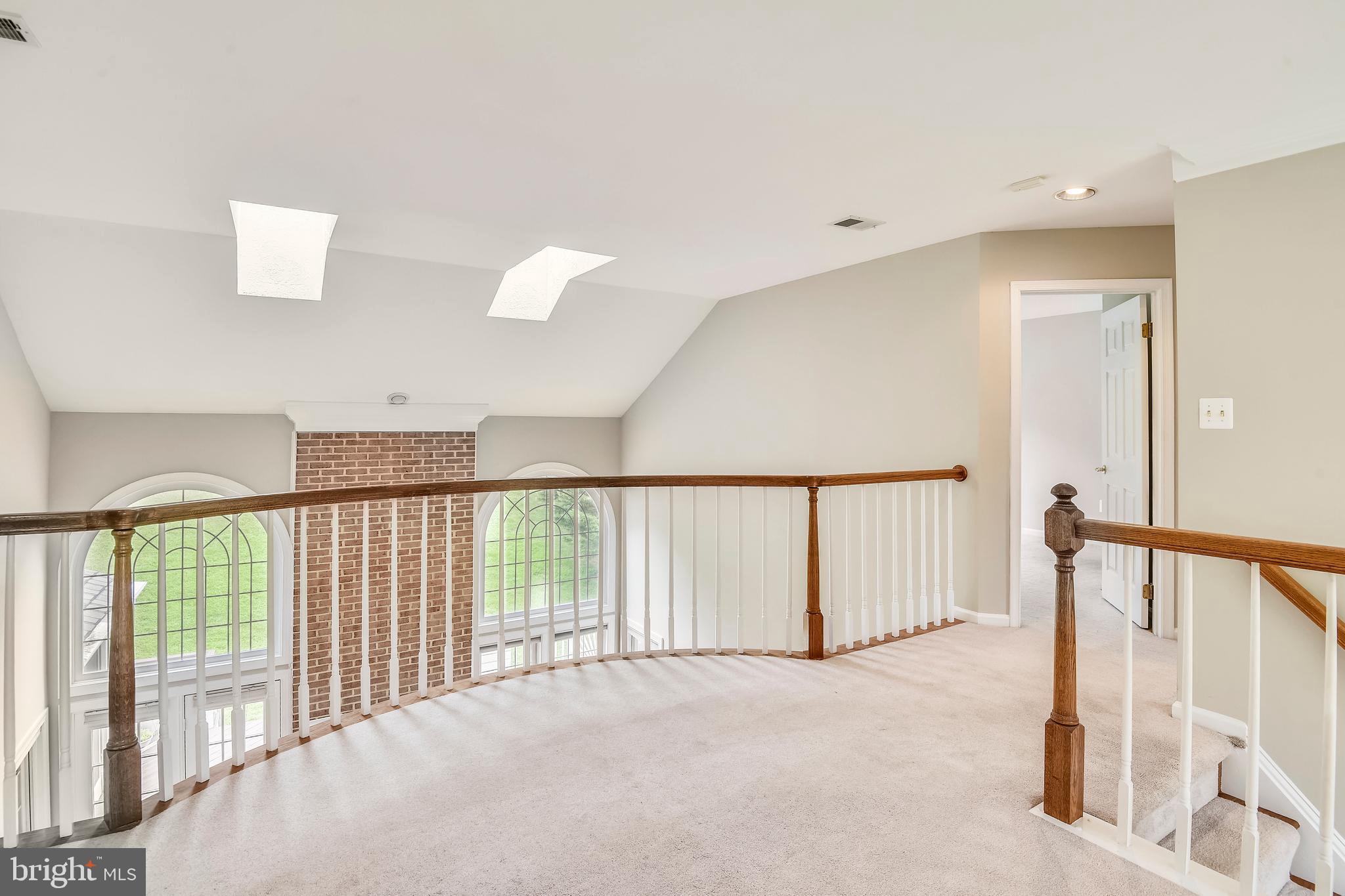9732 Middleton Ridge Road Vienna, VA 22182 - Photo 17 of 30 Upper Hall
