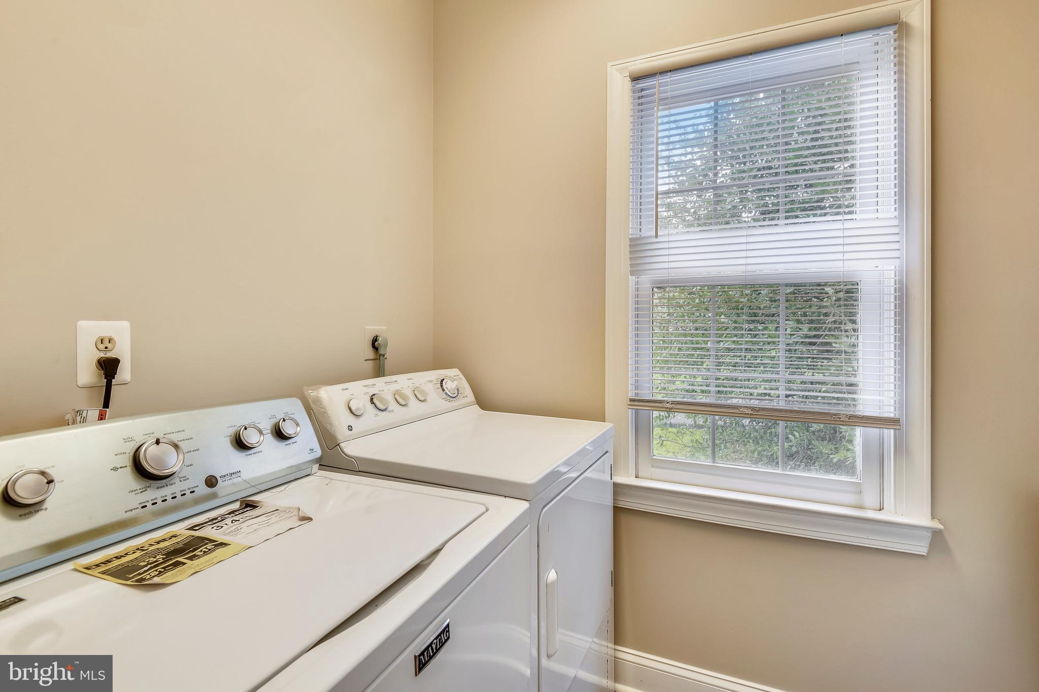 9732 Middleton Ridge Road Vienna, VA 22182 - Photo 27 of 30 Laundry Room