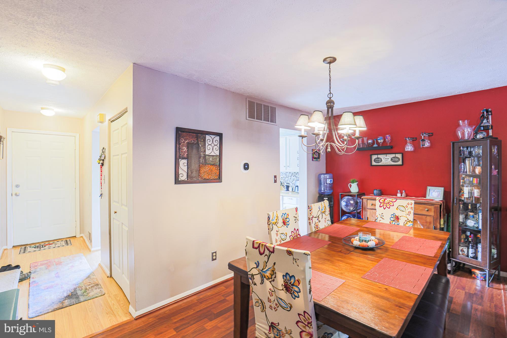 48 Stoneway Place Baltimore, MD 21236 - Photo 16 of 54 Dining Room and Entry