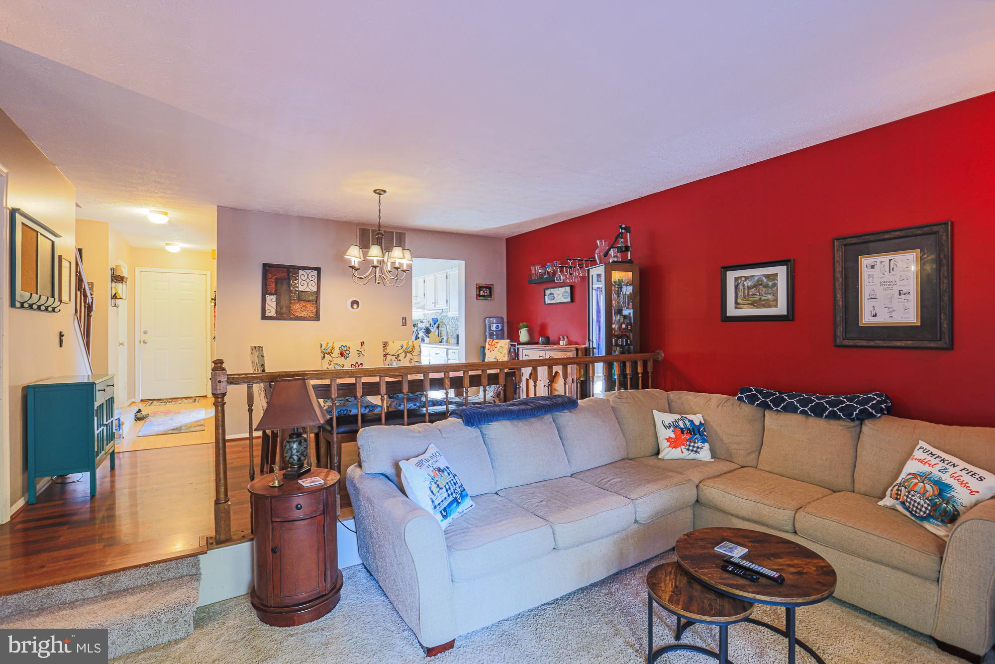 48 Stoneway Place Baltimore, MD 21236 - Photo 20 of 54 Living Room