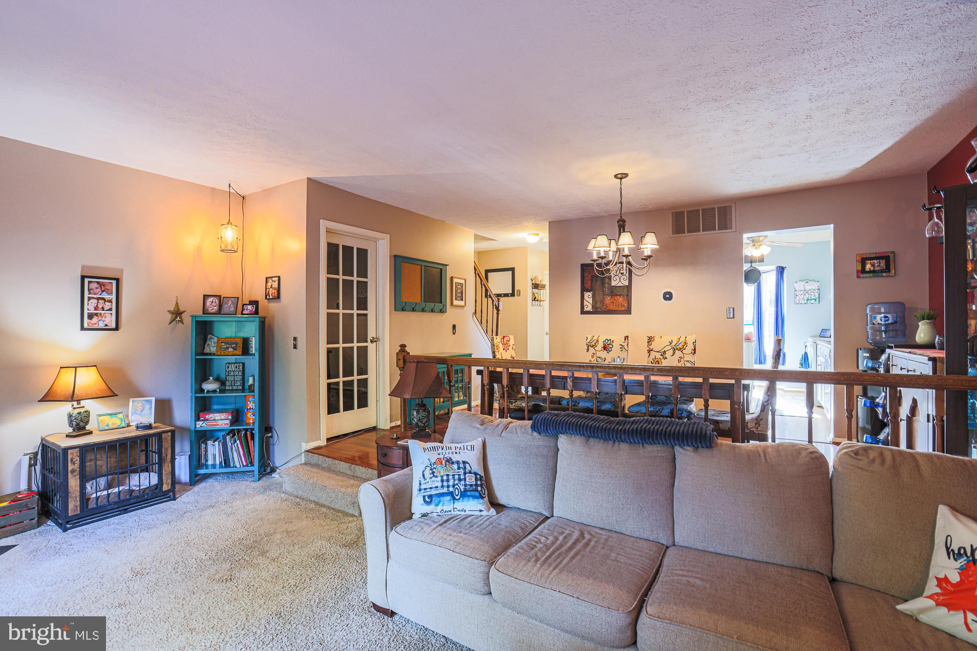 48 Stoneway Place Baltimore, MD 21236 - Photo 22 of 54 Living Room