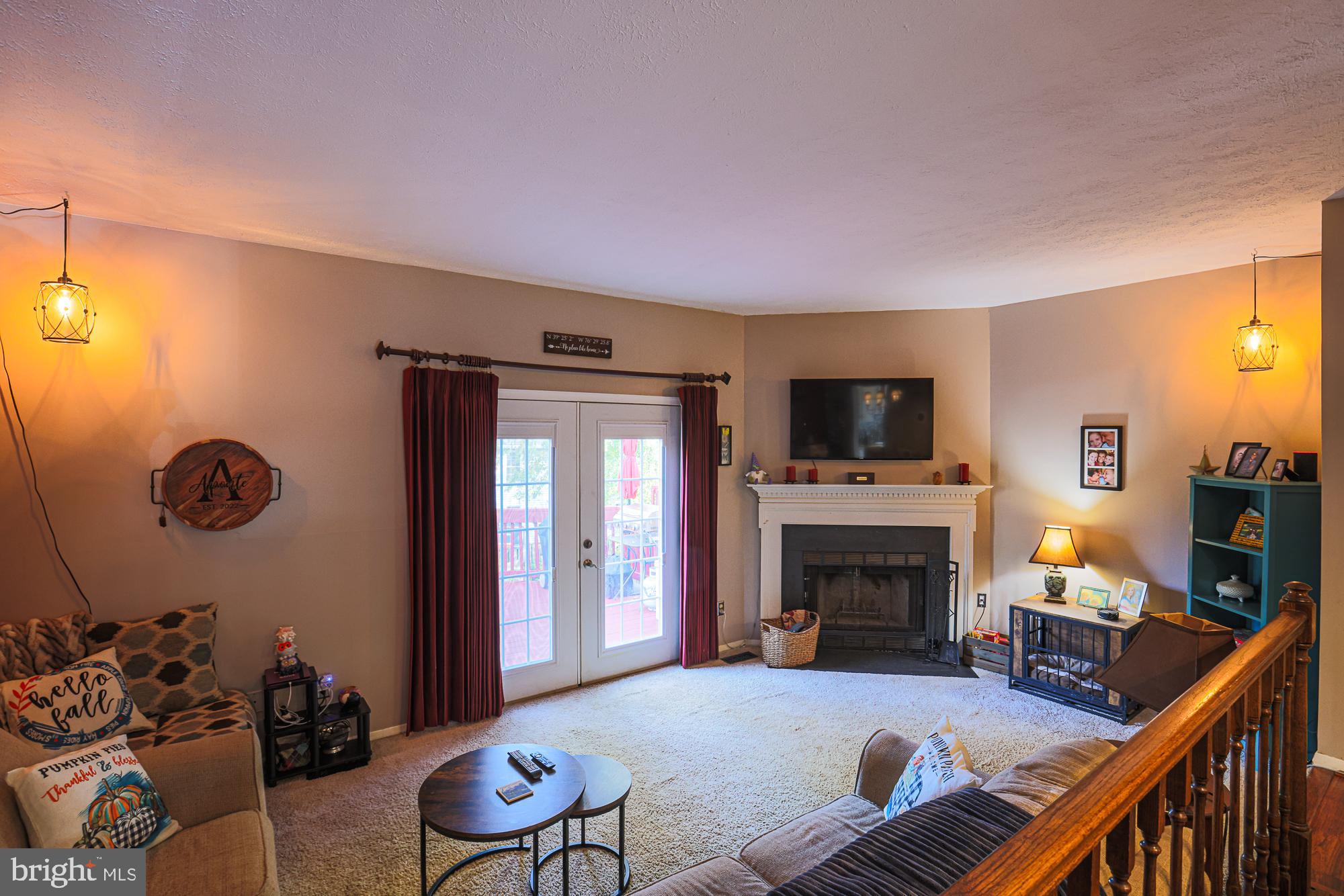 48 Stoneway Place Baltimore, MD 21236 - Photo 23 of 54 Living Room and Fireplace