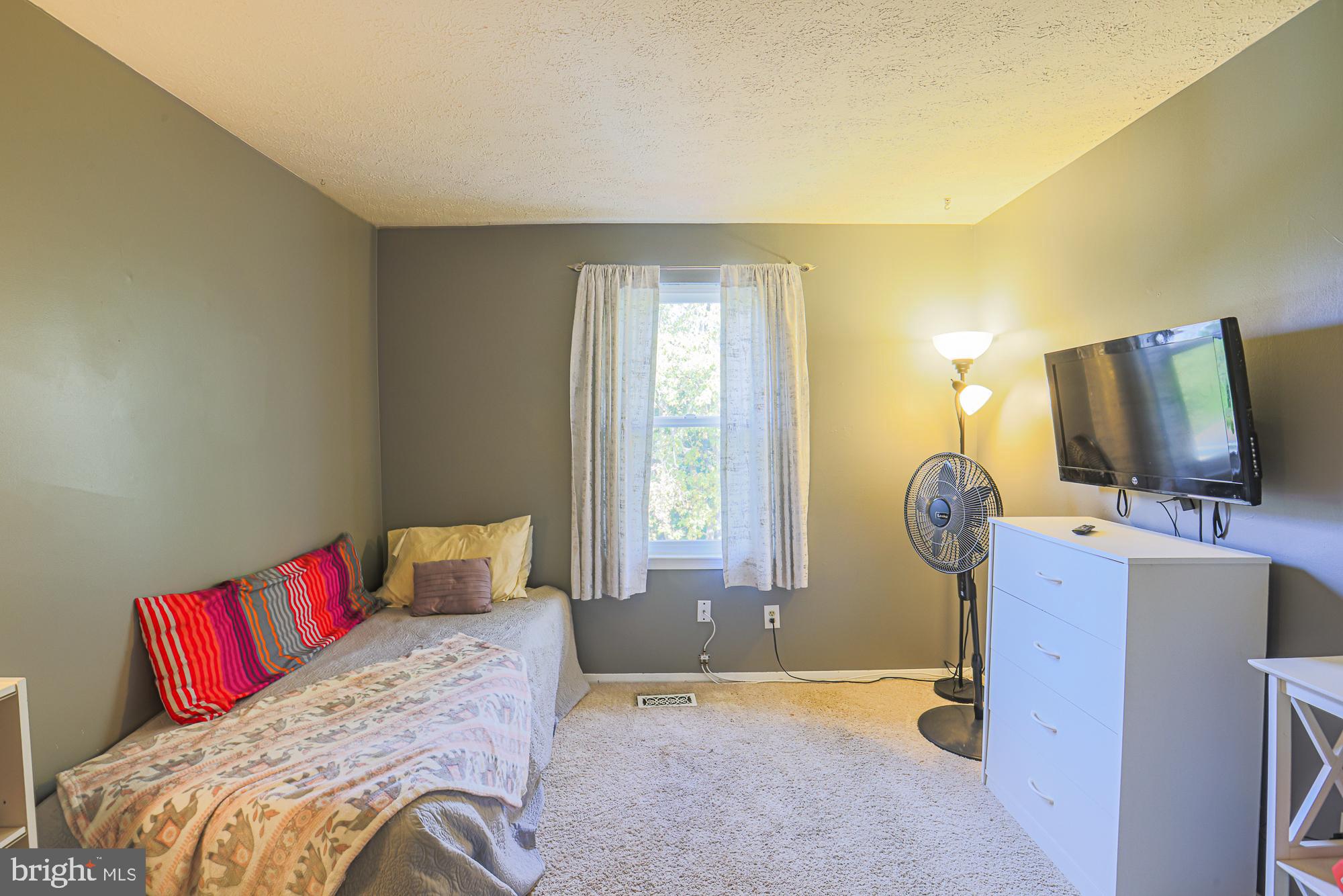 48 Stoneway Place Baltimore, MD 21236 - Photo 32 of 54 2nd Bedroom