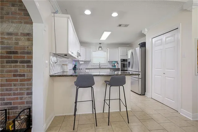 $300,000 | 51120 Highway 1063, Independence, LA 70443