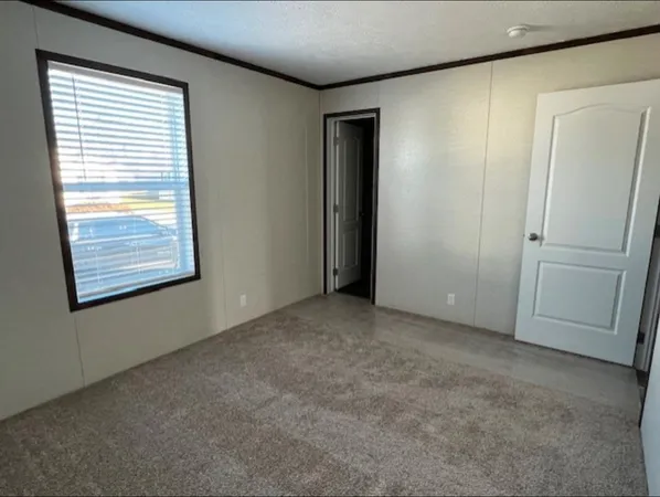 $137,000 | 1052 Daleann Avenue, DeKalb, IL 60115