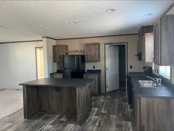 $137,000 | 1052 Daleann Avenue, DeKalb, IL 60115