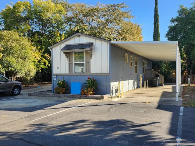 a house view with a outdoor space