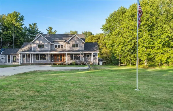 $799,900 | 1365 Bucksmills Road, Bucksport, ME 04416