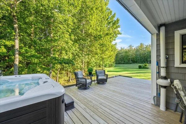 $799,900 | 1365 Bucksmills Road, Bucksport, ME 04416