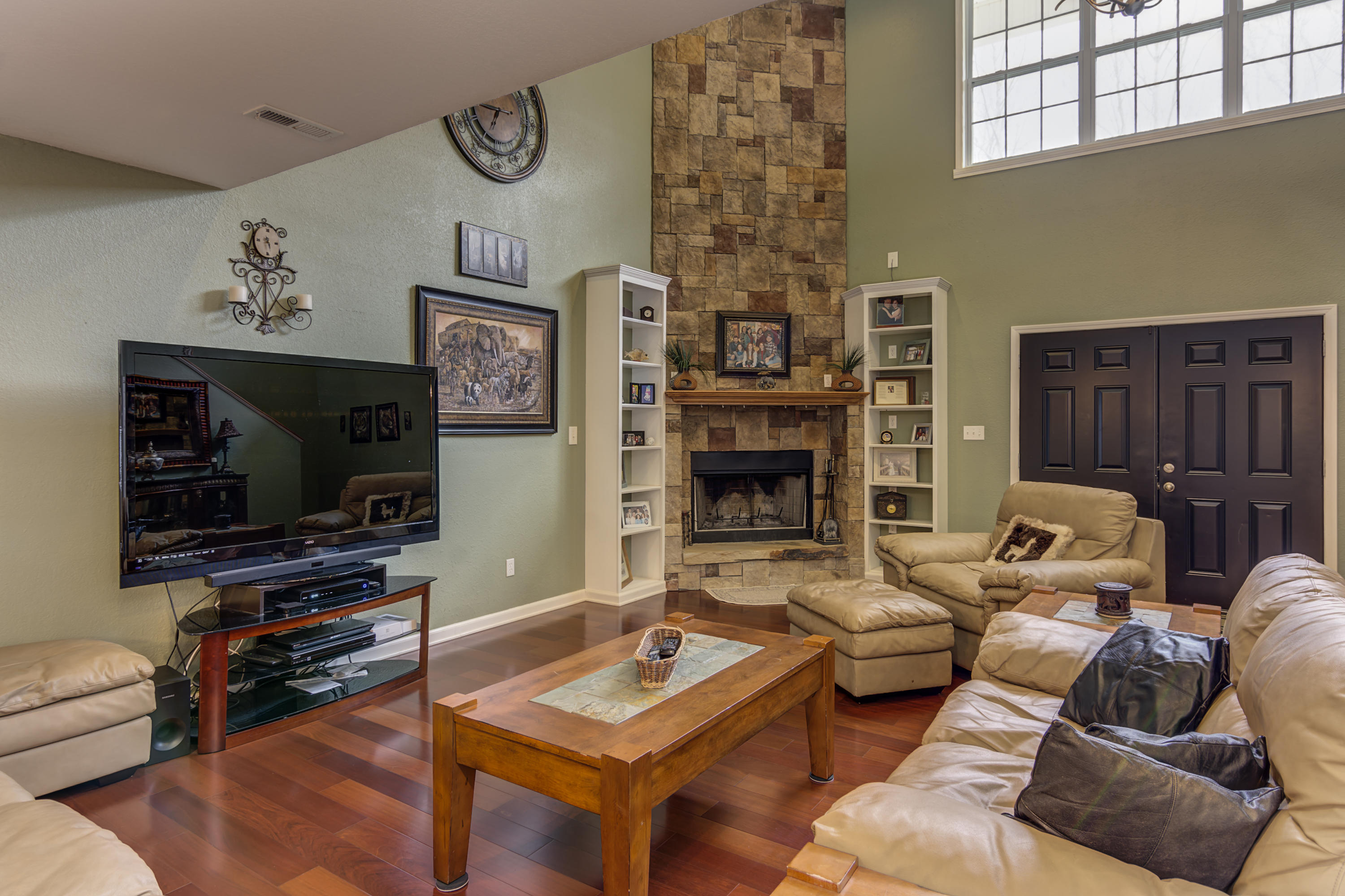 104 Baypath Drive Oak Ridge, TN 37830 - Photo 4 of 34 Living Room