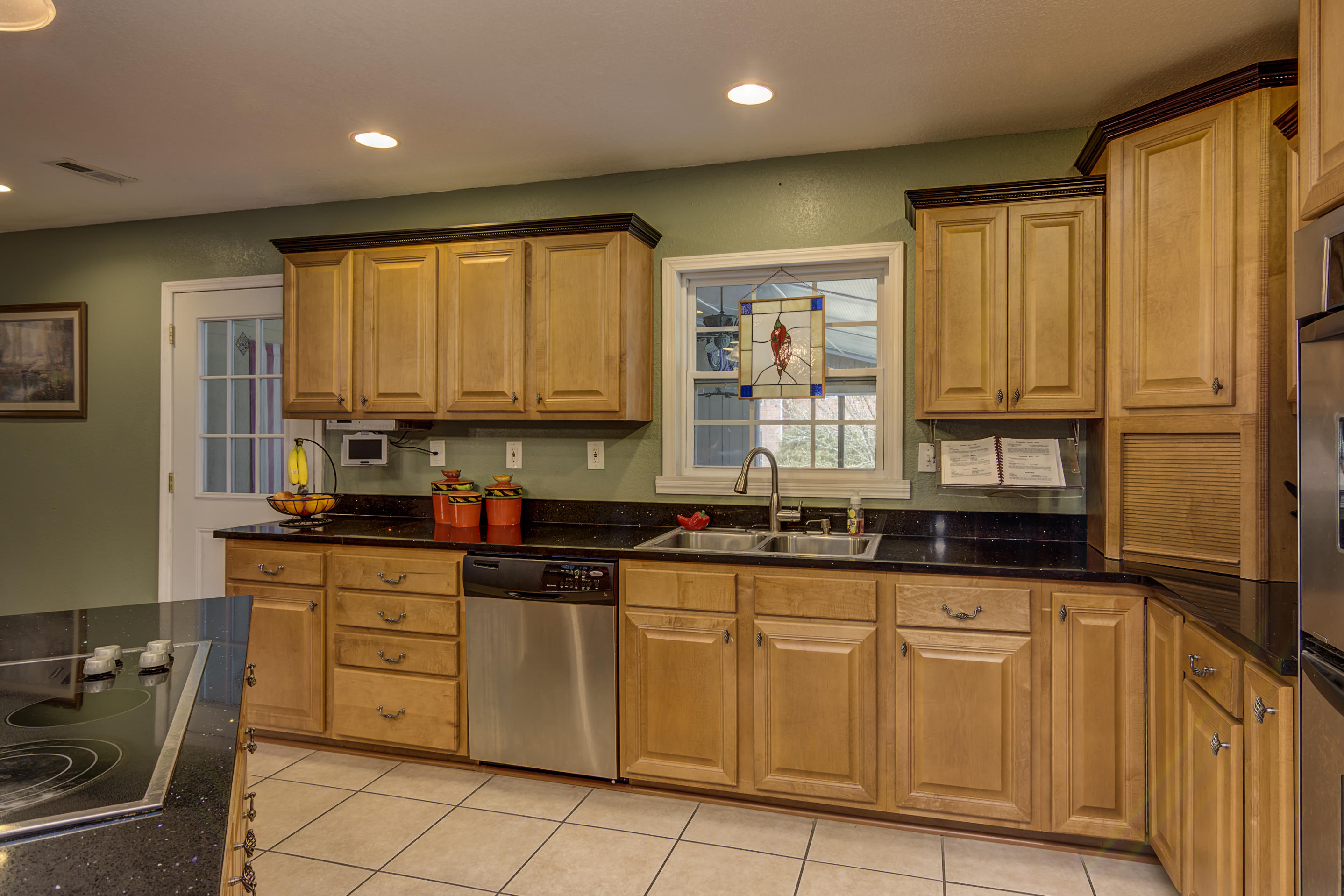 104 Baypath Drive Oak Ridge, TN 37830 - Photo 8 of 34 Kitchen