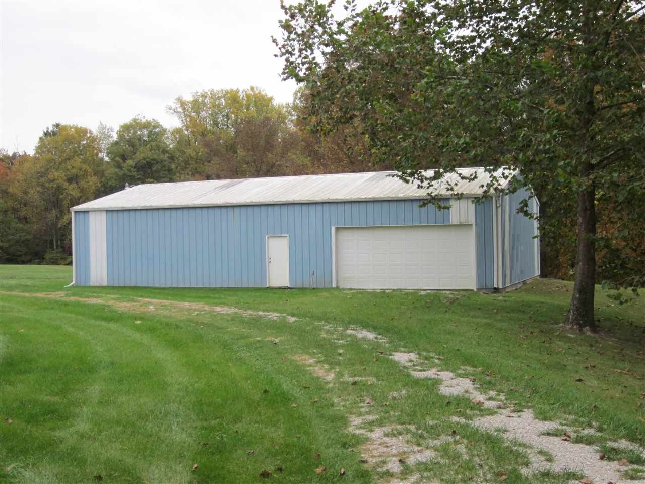 784 West Phillips Road Spencer, IN 47460 - Photo 3 of 36