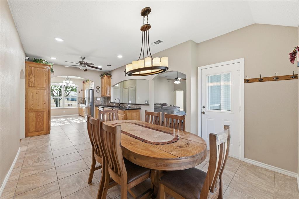 517 Hiwasee Road Waxahachie, TX 75165 - Photo 13 of 38 a dining room with furniture and window