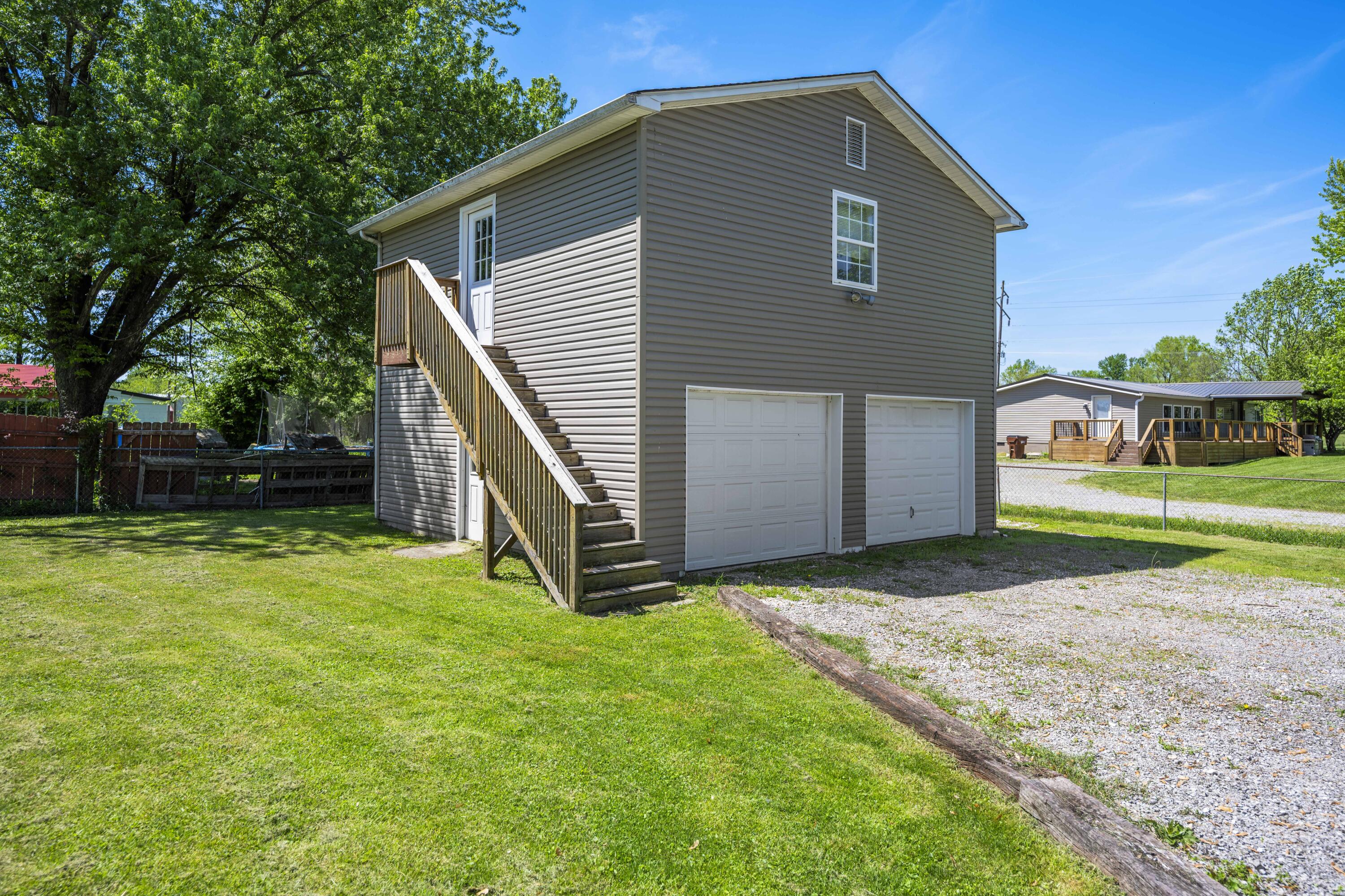 3323 Irvine Road Richmond, KY 40475 - Photo 2 of 37 20250428-3323-Irvine-Rd-fh-021