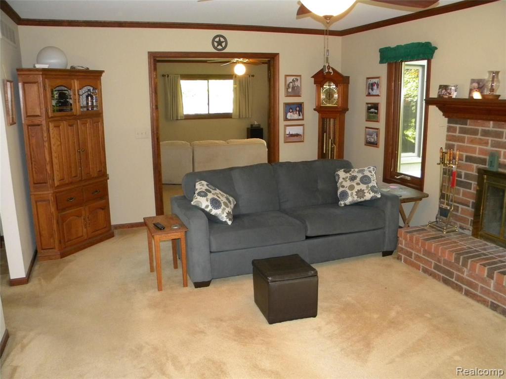 3715 Hazelton Avenue Rochester Hills, MI 48307 - Photo 34 of 52